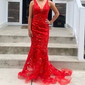 JOVANI Red fitted prom dress